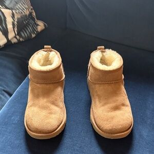 Ugg ultra mini kids boot chestnut